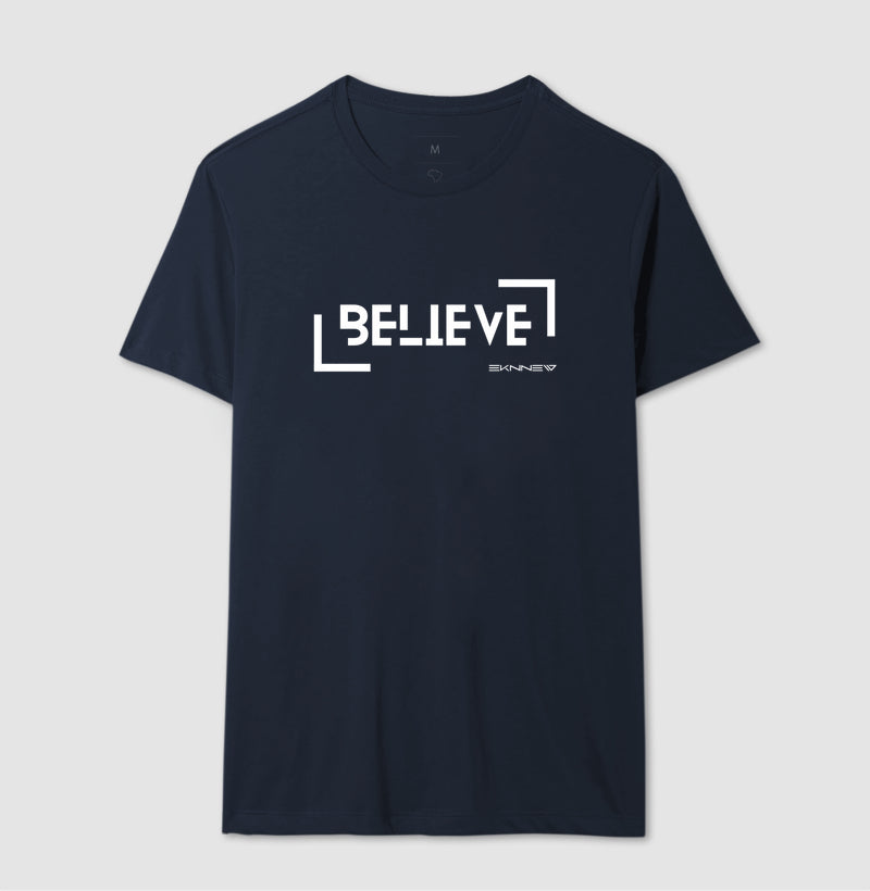 Camiseta Eknnew Masculina (Believe)