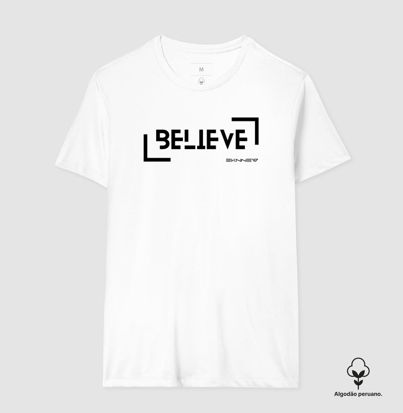 Camiseta Peruana Eknnew Masculina (Believe)